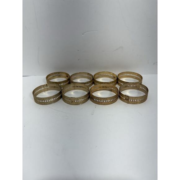 Vintage Brass Gold Napkin Rings Set of 8 Intricate Design Hollywood Regency - Picture 1 of 6